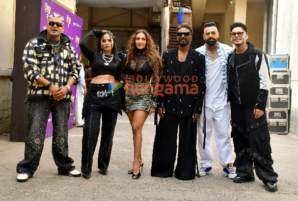 Photos: Malaika Arora, Remo D’Souza and others spotted on the sets of Hip Hop India S2 Photos: Malaika Arora, Remo D’Souza and others spotted on the sets of Hip Hop India S2