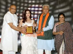 Photos: Nyra Banerjee, Anu Agarwal and others honoured at the 17th Newsmakers Achievers Awards