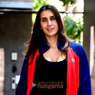 Photos: Pragya Kapoor spotted outside the gym in Bandra