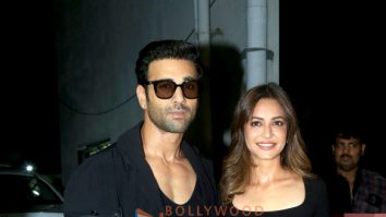 Photos: Pulkit Samrat and Kriti Kharbanda snapped in Santacruz