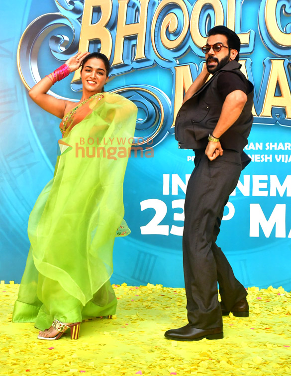 photos rajkummar rao and wamiqa gabbi snapped promoting their film bhool chuk maaf 9
