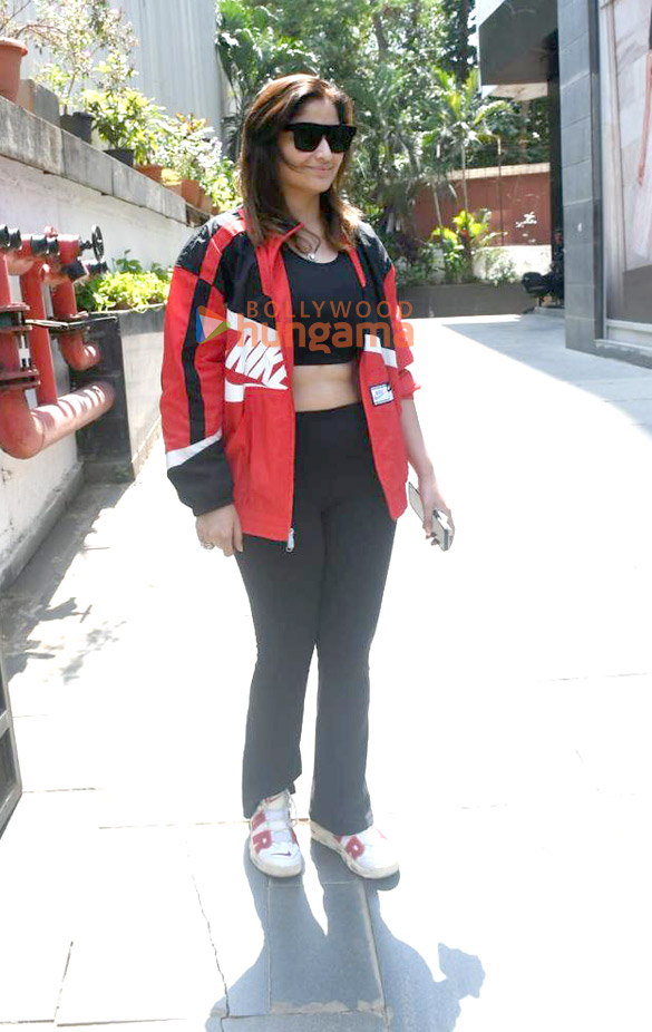 photos sana makbul and arti singh snapped outside the gym in bandra 2