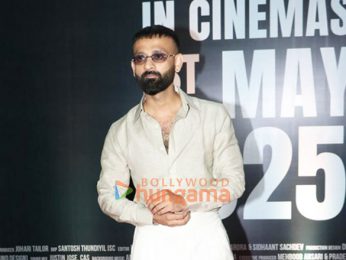 Footage: Sanjay Dutt, Palak Tiwari, Light Singh Nijjar and others grace the premiere of The Bhootnii | Events & Occasions