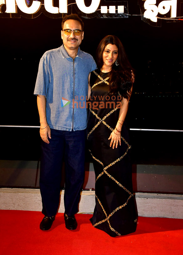 photos sara ali khan aditya roy kapur fatima sana shaikh ali fazal and others grace zamaana lage song launch from metro in dino 4