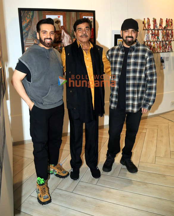 photos shatrughan sinha poonam sinha luv sinha kussh sinha snapped at house of creativity x designera art show 2