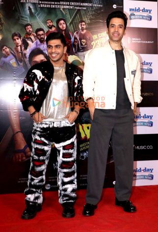 Photos: Tusshar Kapoor, Akanksha Puri, Siddhi Idnani and others grace the premiere of Kapkapiii