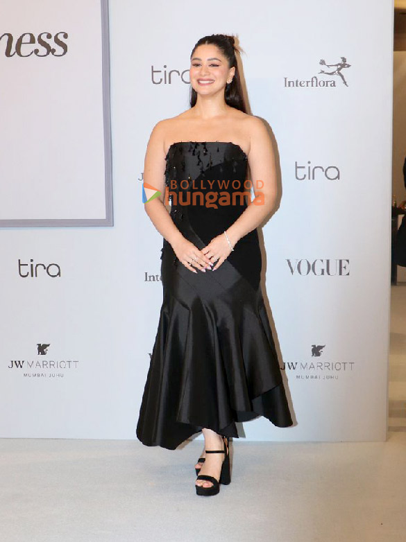 photos zayed khan sara tendulkar and others grace the vogue india beauty wellness honours 2025 3