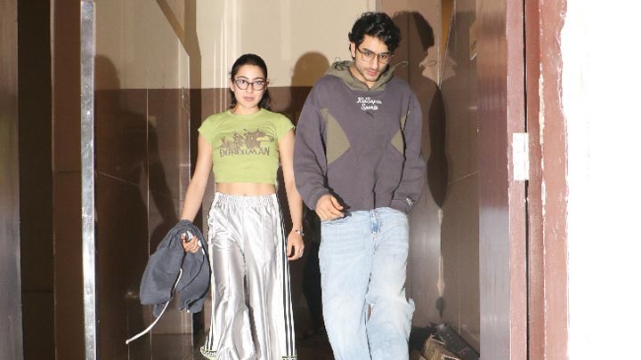 Ibrahim Ali Khan gets clicked with Sara Ali Khan & Palak Tiwari