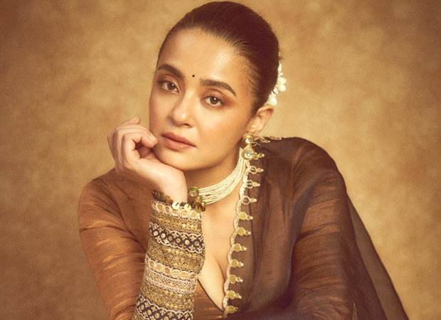 SHOCKING! Surveen Chawla reveals a director tried to kiss her after talking about her husband: “I had to push him back. I was startled”