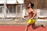 Tiger Shroff competes with light when it comes to speed!