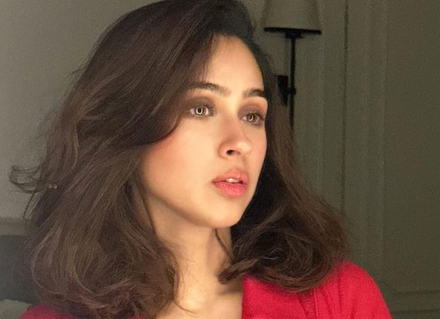 Pashmina Roshan sparks speculation with new look, is a new film on the way?