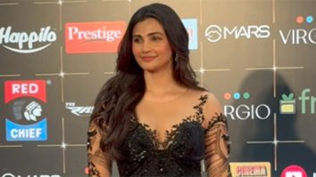 Daisy Shah At Red Carpet Of Bollywood Hungama Style Icons Awards 2025