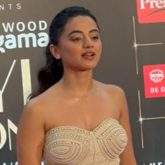 Helly Shah in a magnificent outfit for Bollywood Hungama’s Style Icon Awards