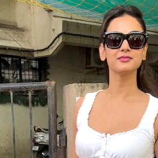 Jannat girl! Sonal Chauhan chit chats with paps as she gets clicked