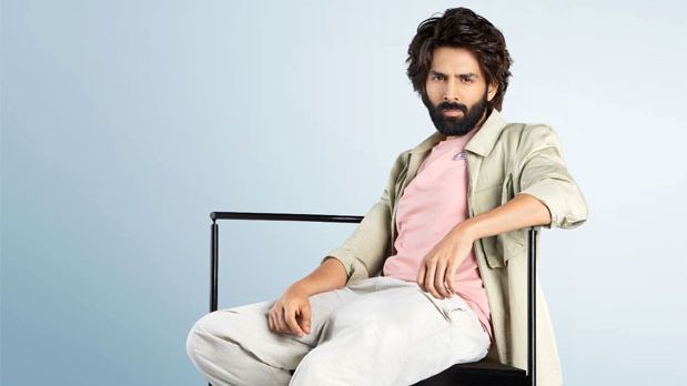 Skechers signs Kartik Aaryan as brand ambassador for India
