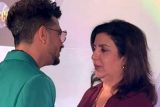 Munawar Faruqui & Farah Khan’s heartfelt moment at ‘First Copy’ screening