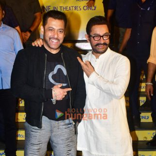 Photos: Aamir Khan, Salman Khan, Tiger Shroff, Genelia Deshmukh, Vicky Kaushal and others grace the premiere of Sitaare Zameen Par