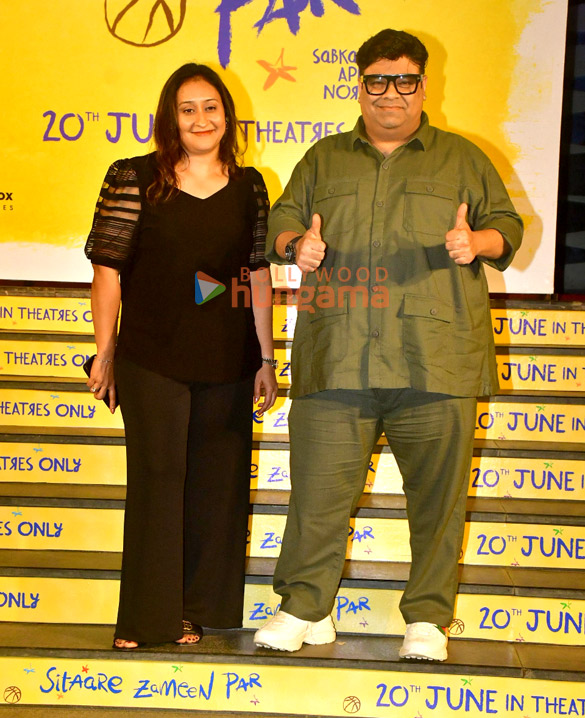 photos aamir khan tiger shroff and others grace the premiere of sitaare zameen par 10