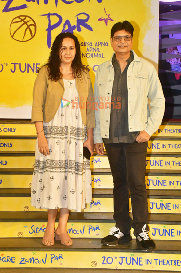 photos aamir khan tiger shroff and others grace the premiere of sitaare zameen par 1043 22
