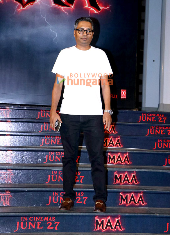 photos ajay devgn rohit shetty kajol and others grace the premiere of maa 9533 7