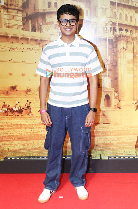 photos kriti sanon aanand l rai dhanush and others grace the special screening of raanjhanaa celebrating 12 years of its releas 1