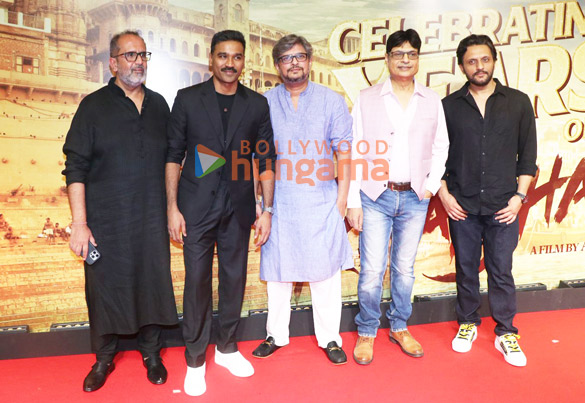 photos kriti sanon aanand l rai dhanush and others grace the special screening of raanjhanaa celebrating 12 years of its releas 4