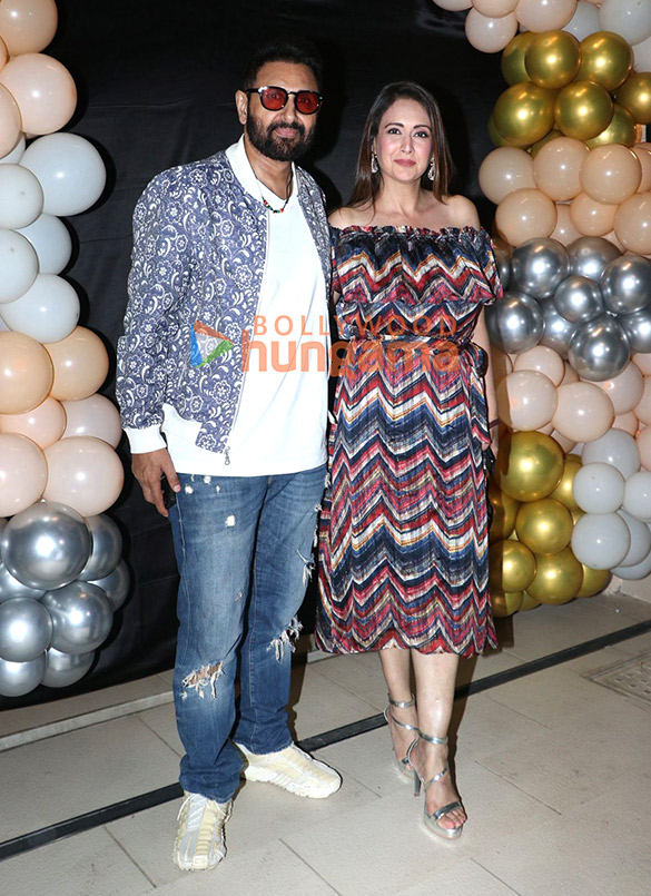 photos mouni roy pragya kapoor sussanne khan and others attend ektaa r kapoors birthday bash 12
