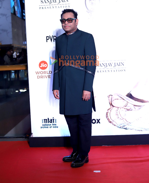 photos rekha aamir khan a r rahman alia bhatt janhvi kapoor simi garewal and others snapped at the re release premiere of umrao jaan 2 005