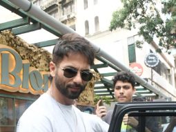 Photos: Shahid Kapoor spotted outside a restaurant in Bandra