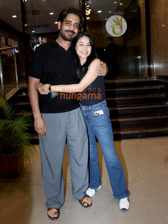 Photos: Shehnaaz Gill, Krystle D’Souza and others snapped at Munawar Faruqui’s stand-up comedy show in Andheri Photos: Shehnaaz Gill, Krystle D’Souza and others snapped at Munawar Faruqui’s stand-up comedy show in Andheri