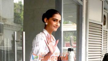 Photos: Sonam Kapoor Ahuja snapped outside the Exceed office in Bandra
