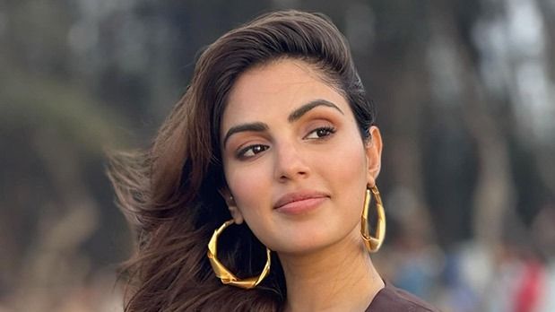 Rhea Chakraborty gets nod from court to fly abroad for professional commitments