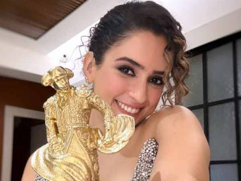 “Extremely grateful for the love”, Sanya Malhotra on winning People’s Choice Star of the Year for ‘Mrs.’ at Bollywood Hungama Style Icons 2025