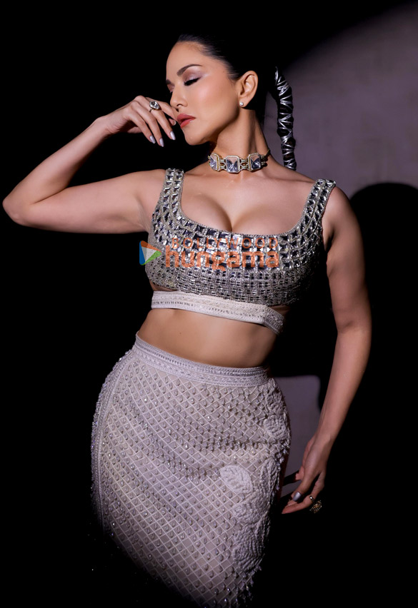 sunny leone 3 98