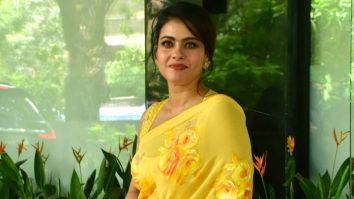 You are my sunshine! Kajol radiates positive energy in a yellow saree
