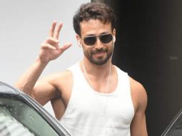 Can you guys which song Tiger Shroff must be listening to!?