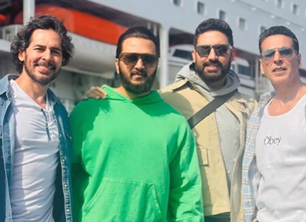 Akshay Kumar shares fun BTS video, building buzz for Housefull 5 release this Friday; watch