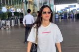 Bhumi Pednekar spotted at the airport in a stylish fit