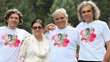 Imtiaz Ali celebrates mother’s 75th birthday with heartwarming family gathering in Pahalgam; watch Imtiaz Ali celebrates mother’s 75th birthday with heartwarming family gathering in Pahalgam; watch