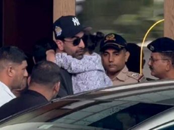 Alia Bhatt, Ranbir Kapoor with baby Raha papped together at the airport Alia Bhatt, Ranbir Kapoor with baby Raha papped together at the airport