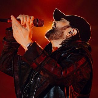 Capmania Delhi: Himesh Reshammiya turns the stadium into a nightclub as he says "There was magic in the air, the way every voice echoed back to me..."