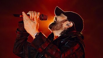 Capmania Delhi: Himesh Reshammiya turns the stadium into a nightclub as he says “There was magic in the air, the way every voice echoed back to me…” Capmania Delhi: Himesh Reshammiya turns the stadium into a nightclub as he says “There was magic in the air, the way every voice echoed back to me…”