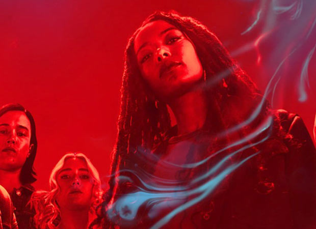 जनरल वी सीज़न 2 का ट्रेलर कॉमिक-कॉन में ड्रॉप करता है: एथन स्लेटर कास्ट, द डीप रिटर्न्स, और एक युद्ध ब्रूज़ गोडोलकिन में शामिल होता है