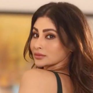 Gracefully timeless beauty! Mouni Roy