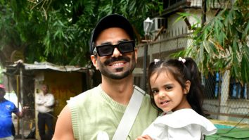 Photos: Aparshakti Khurana snapped in Juhu