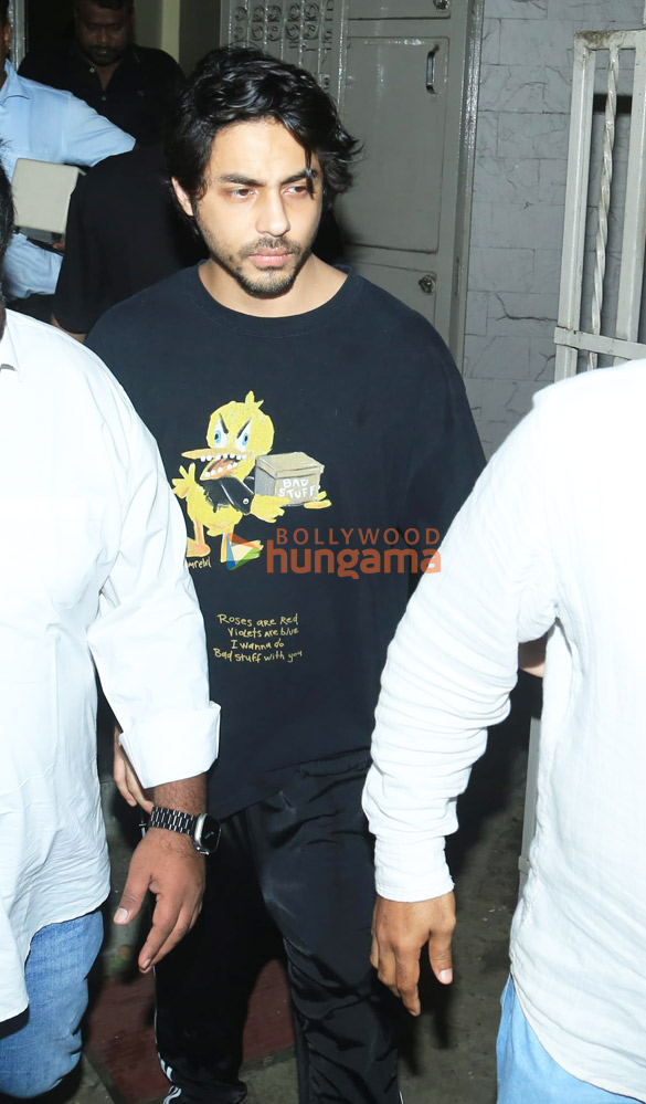 photos aryan khan snapped at a dubbing studio in bandra 009 2