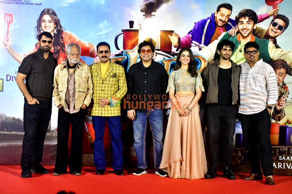 Photos: Ashutosh Rana, Sanjay Mishra, Gulshan Grover and others grace the trailer launch of Heer Express Photos: Ashutosh Rana, Sanjay Mishra, Gulshan Grover and others grace the trailer launch of Heer Express