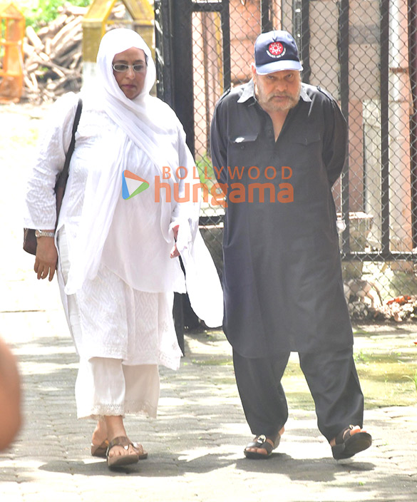 photos celebs snapped at the funeral of the late dheeraj kumar 6 2