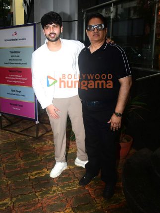 Photos: Daboo Malik and Armaan Malik snapped at the book reading event of Daboo Malik’s book ‘Never Too Late’