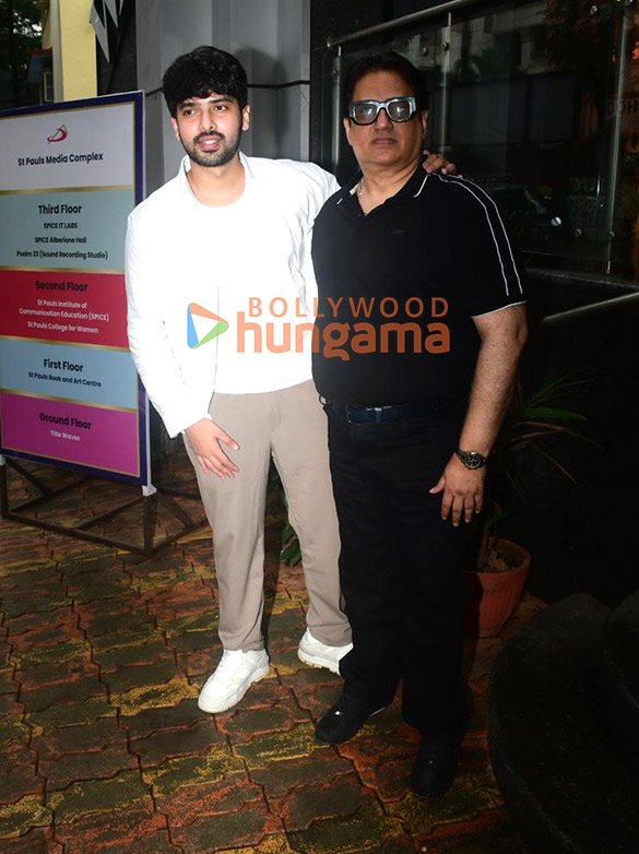 Photos: Daboo Malik and Armaan Malik snapped at the book reading event of Daboo Malik’s book ‘Never Too Late’ Photos: Daboo Malik and Armaan Malik snapped at the book reading event of Daboo Malik’s book ‘Never Too Late’